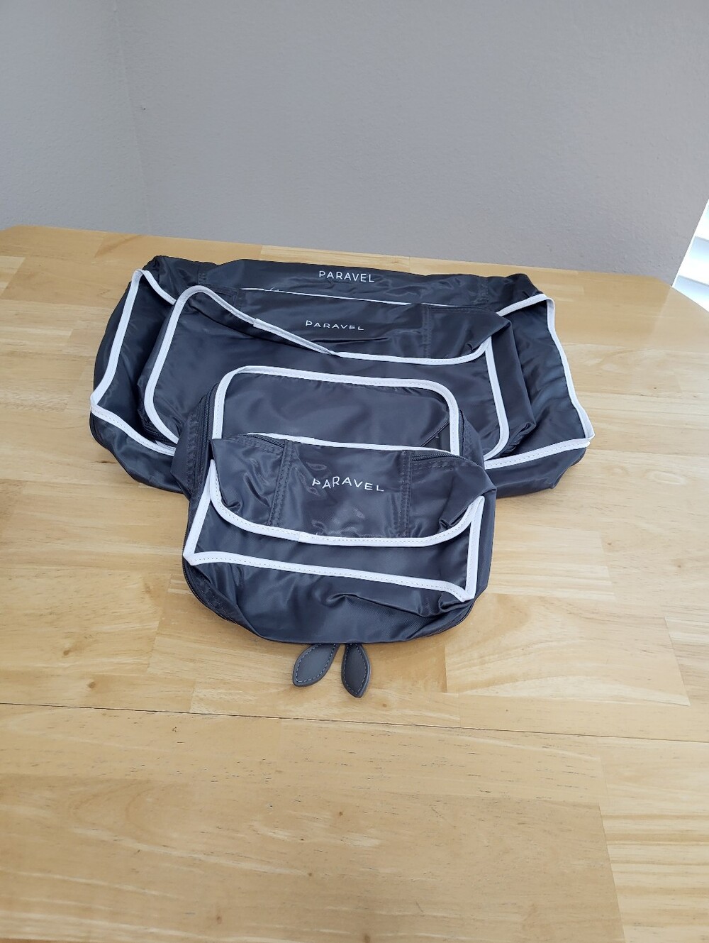 Set Of 4 Paravel Packing CUBES